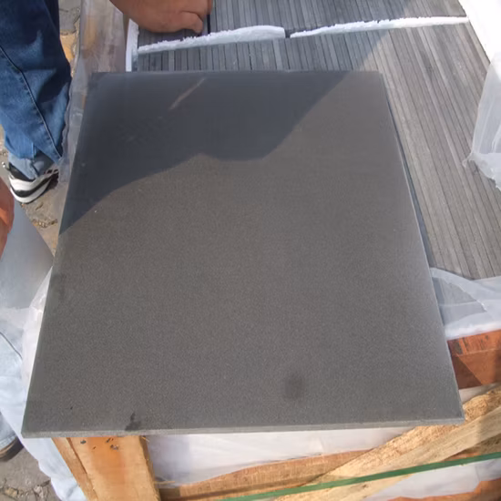 China Hainan Black Basalt Tile Stepping Stones for Landscaping Garden