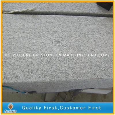Scale per esterni paesaggistici con finitrice in pietra di granito grigio G603 fiammato